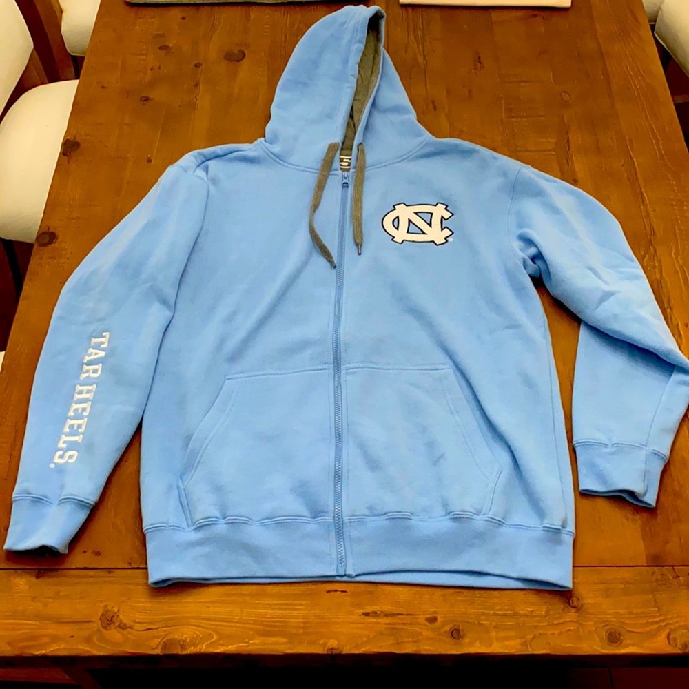 Men’s UNC Sweatshirt - L